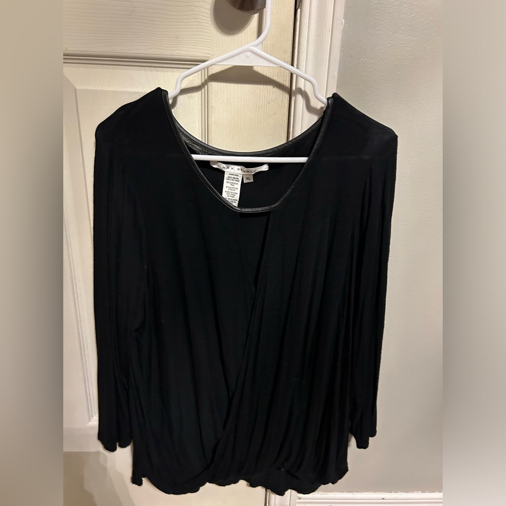 Black long sleeve Max Studio ruffle shirt women’s XL. Wide round neck. Frill.